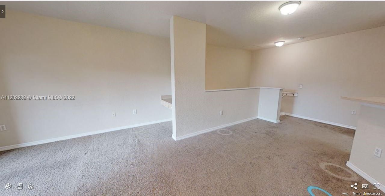 Recently Rented: $1,499 (1 beds, 1 baths, 878 Square Feet)