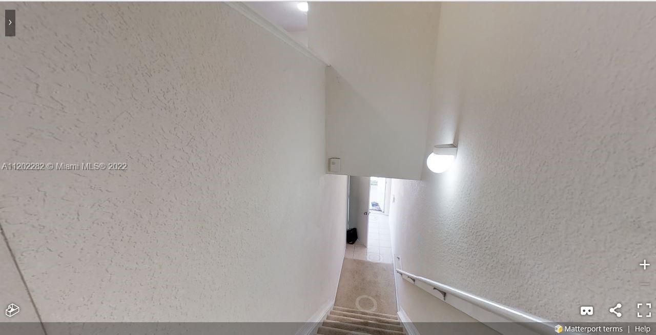 Recently Rented: $1,499 (1 beds, 1 baths, 878 Square Feet)