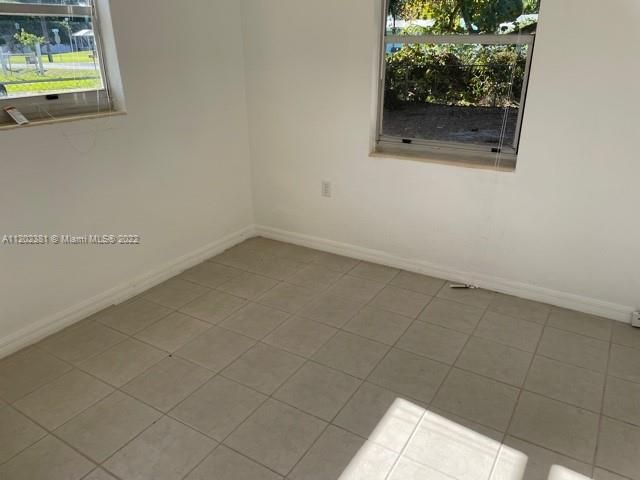 Vendido Recientemente: $237,850 (2 camas, 1 baños, 924 Pies cuadrados)