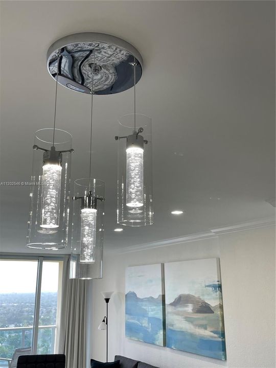 For Rent: $2,950 (1 beds, 1 baths, 835 Square Feet)