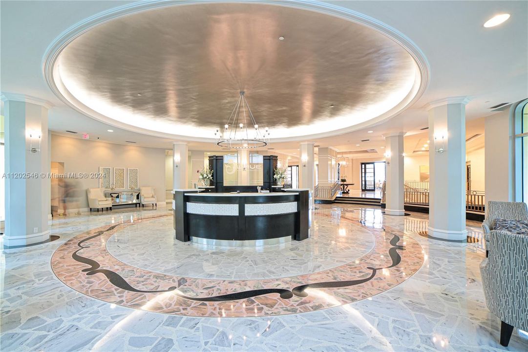 For Rent: $2,950 (1 beds, 1 baths, 835 Square Feet)