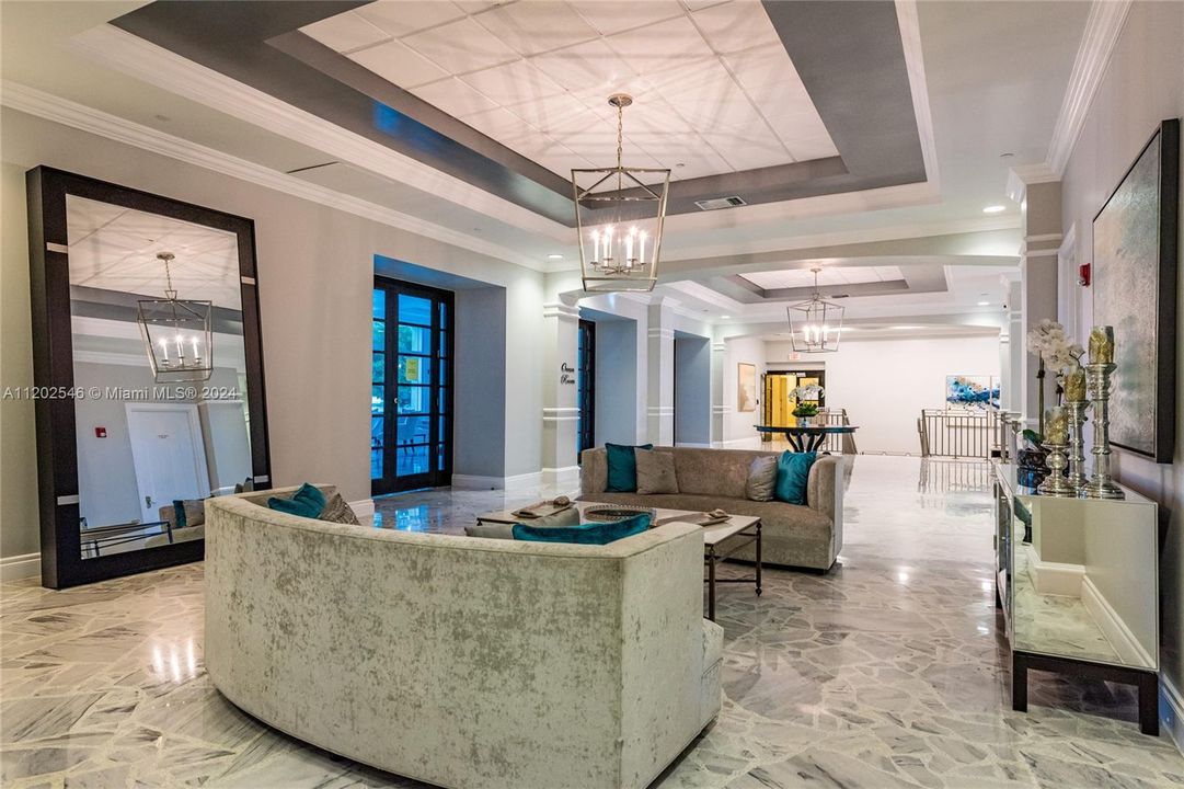 For Rent: $2,950 (1 beds, 1 baths, 835 Square Feet)