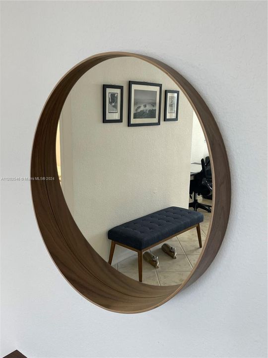 For Rent: $2,950 (1 beds, 1 baths, 835 Square Feet)