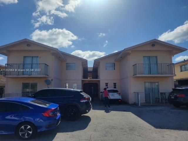 Recently Sold: $2,100,000 (0 beds, 0 baths, 0 Square Feet)