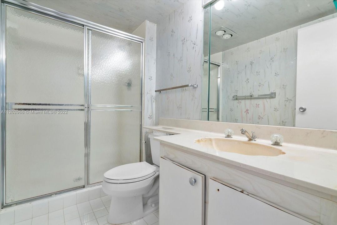 最近售出: $299,000 (2 贝兹, 2 浴室, 1142 平方英尺)