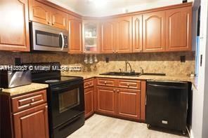 Recently Rented: $2,000 (2 beds, 2 baths, 1157 Square Feet)