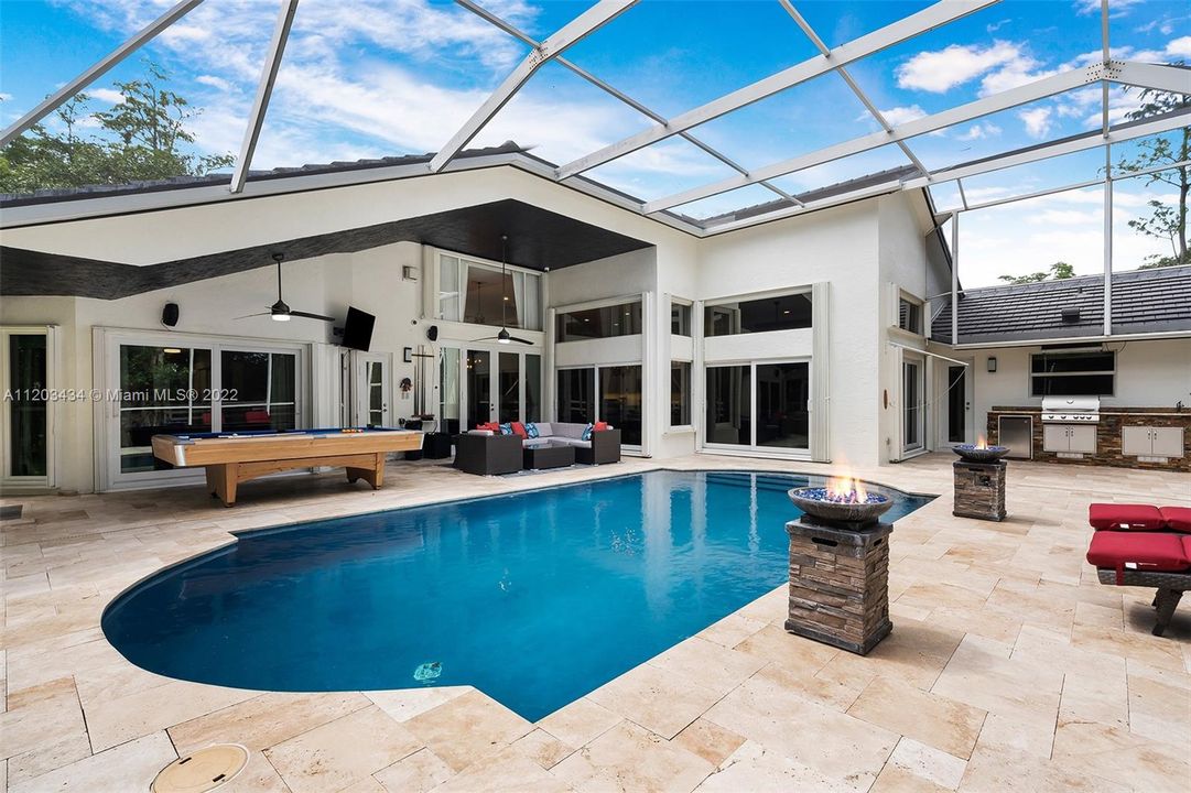 Recently Sold: $1,799,998 (5 beds, 4 baths, 3215 Square Feet)