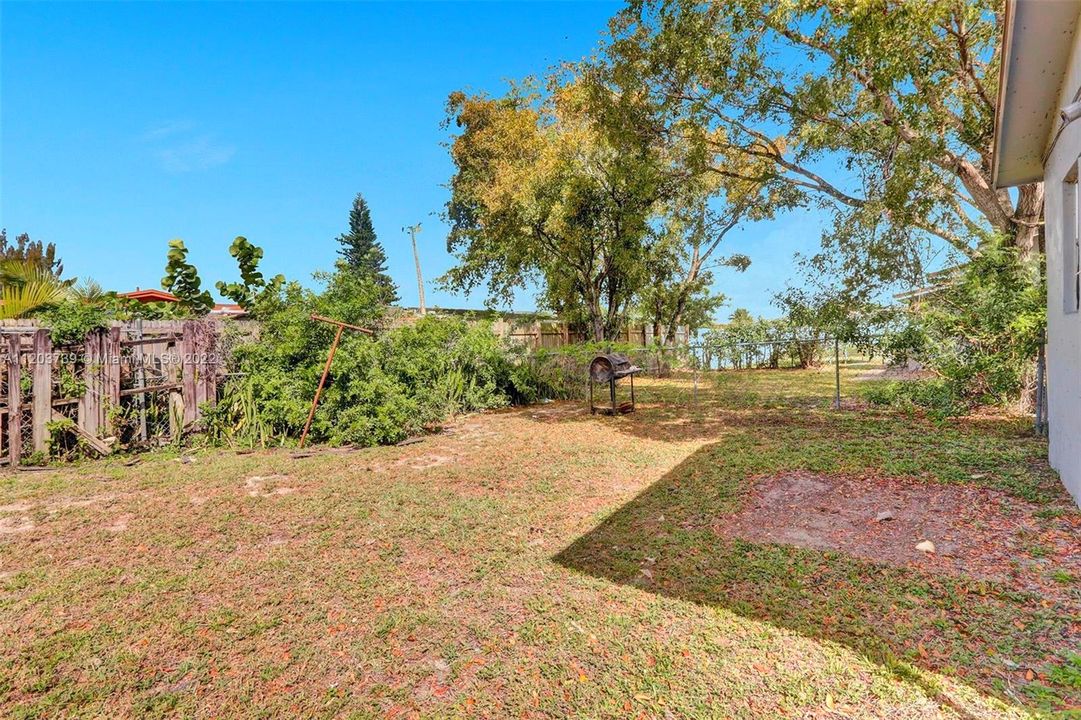 Recently Sold: $439,900 (0 beds, 0 baths, 2157 Square Feet)