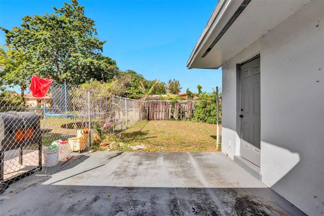 Recently Sold: $439,900 (0 beds, 0 baths, 2157 Square Feet)
