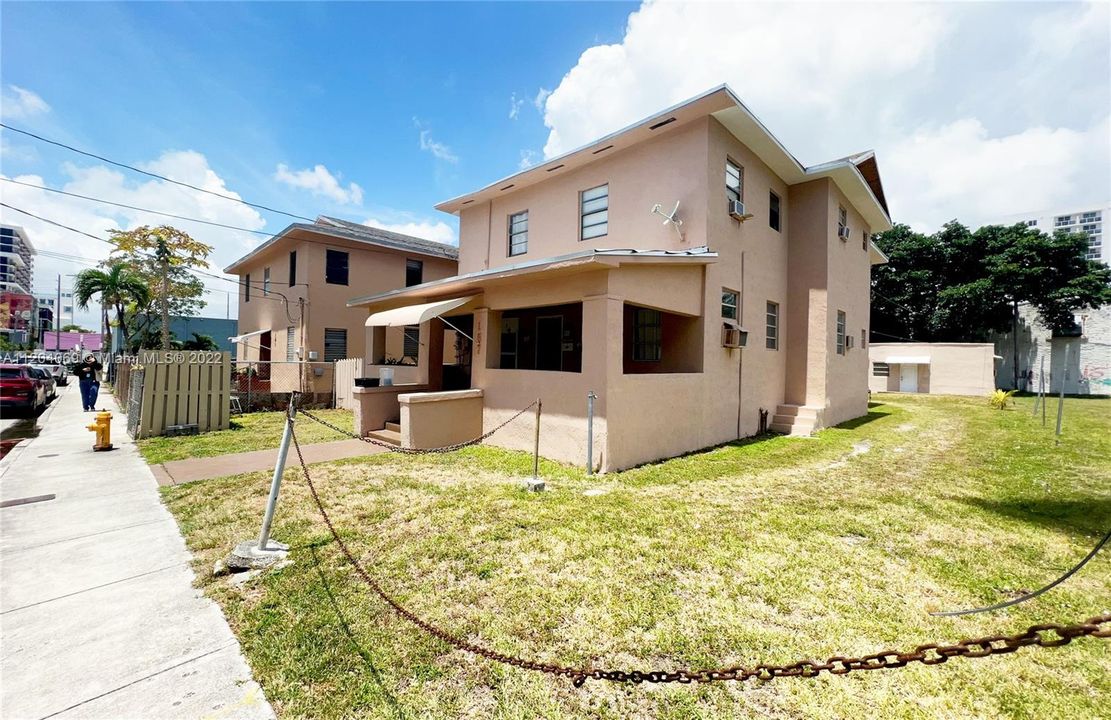 Vendido Recientemente: $4,695,000 (0 camas, 0 baños, 0 Pies cuadrados)