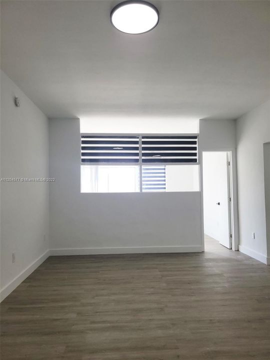 Recently Rented: $3,000 (3 beds, 2 baths, 1200 Square Feet)