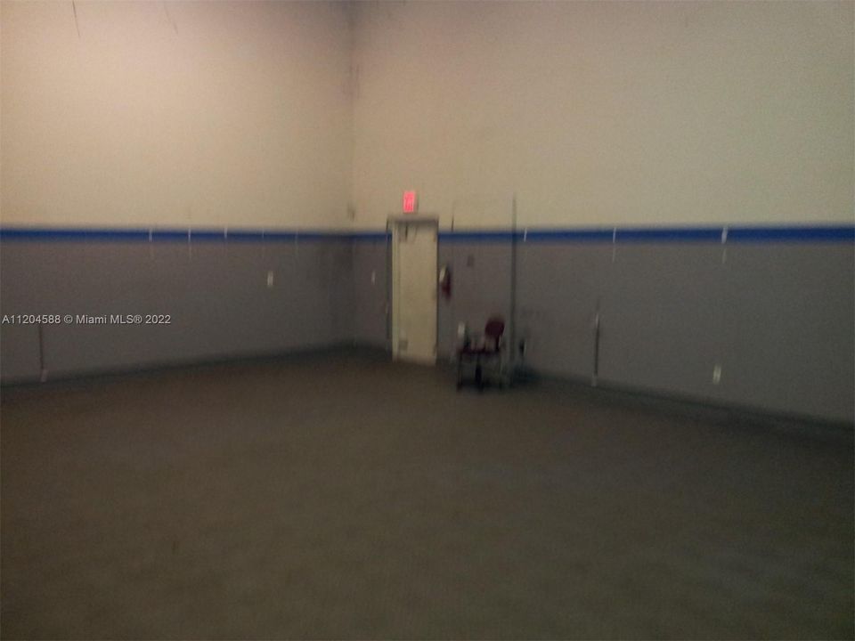 Recently Rented: $3,000 (0 beds, 0 baths, 0 Square Feet)