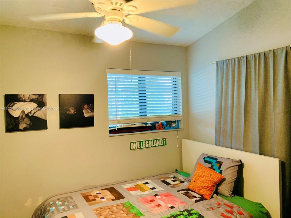 Secondary bedroom