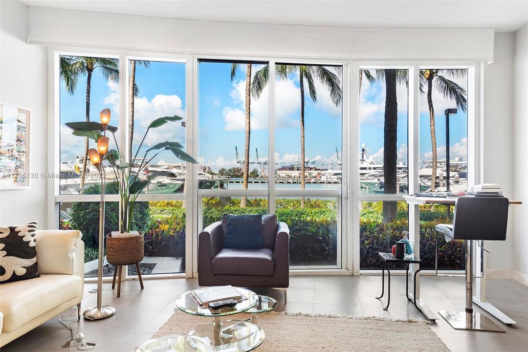Recently Sold: $1,900,000 (1 beds, 1 baths, 1310 Square Feet)