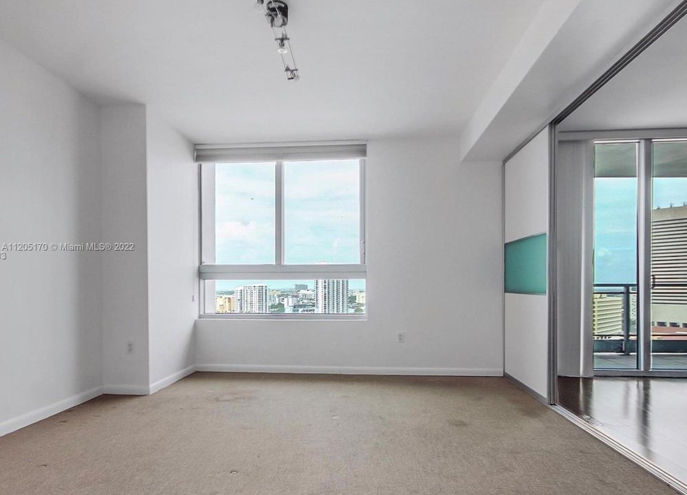 Recently Rented: $2,750 (1 beds, 1 baths, 722 Square Feet)