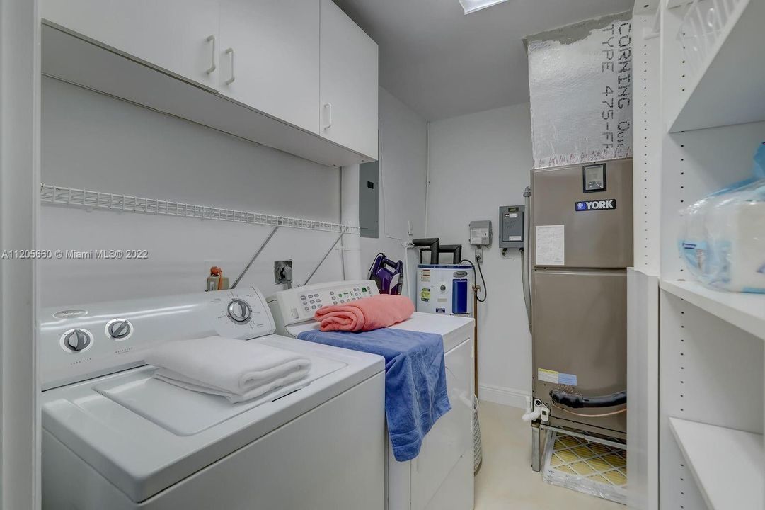 Laundry room under air and storage off the kitchen