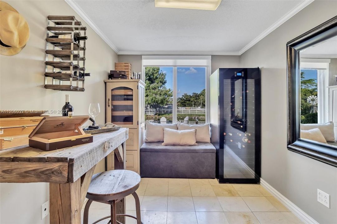 最近售出: $1,695,000 (5 贝兹, 4 浴室, 0 平方英尺)