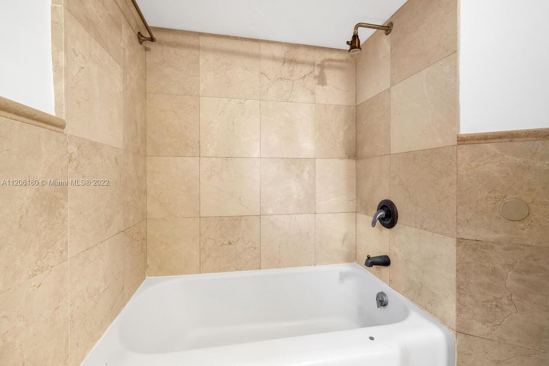最近租的: $6,950 (3 贝兹, 2 浴室, 1935 平方英尺)