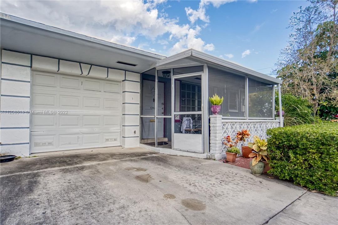 Недавно продано: $549,000 (0 спален, 0 ванн, 2158 Квадратных фут)