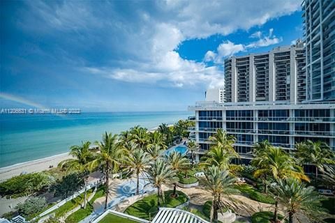 Recently Sold: $695,000 (1 beds, 1 baths, 772 Square Feet)