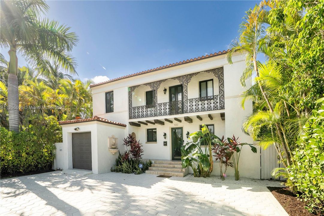 Move-in Ready Beauty in Mid Beach! Designed by the same architect as the Versace Mansion.