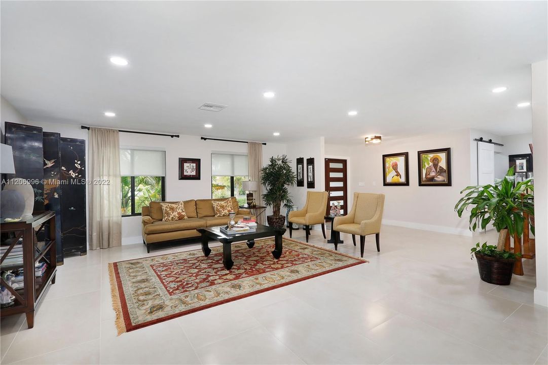 Recently Sold: $2,000,000 (4 beds, 4 baths, 3521 Square Feet)
