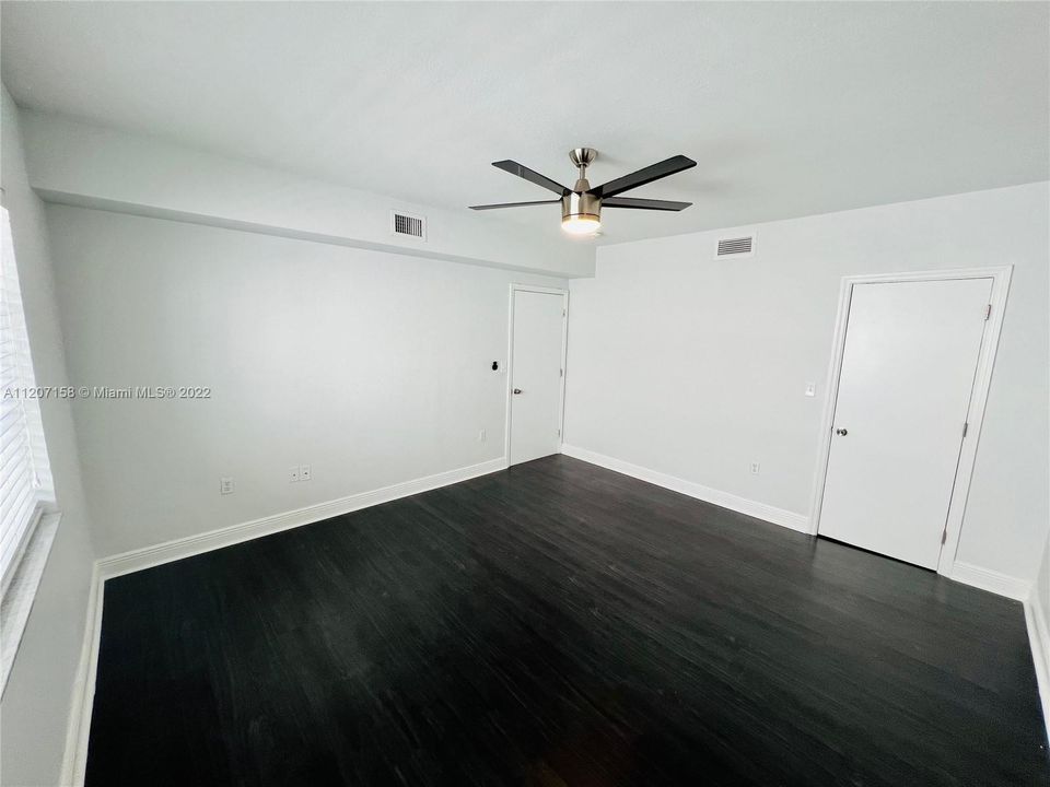 Recently Rented: $2,100 (1 beds, 1 baths, 650 Square Feet)