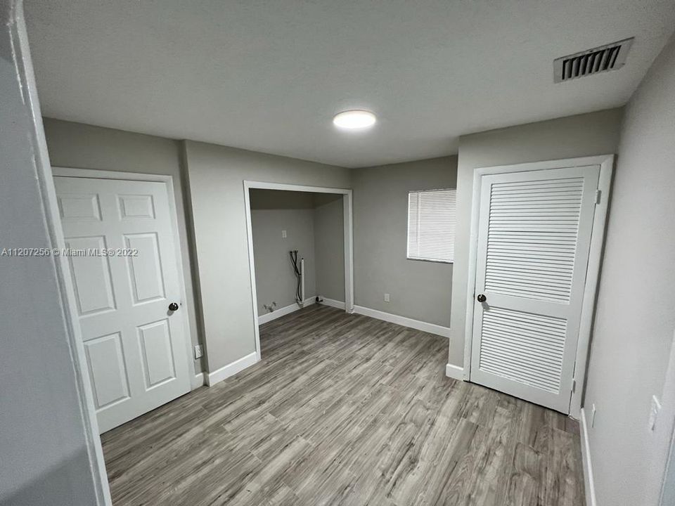 Recently Sold: $449,000 (3 beds, 3 baths, 1730 Square Feet)