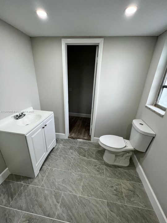 Recently Sold: $449,000 (3 beds, 3 baths, 1730 Square Feet)