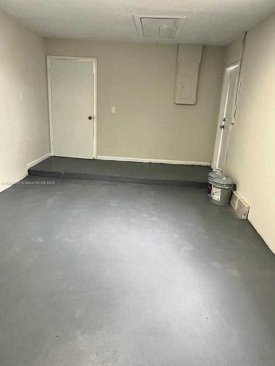 Recently Sold: $449,000 (3 beds, 3 baths, 1730 Square Feet)