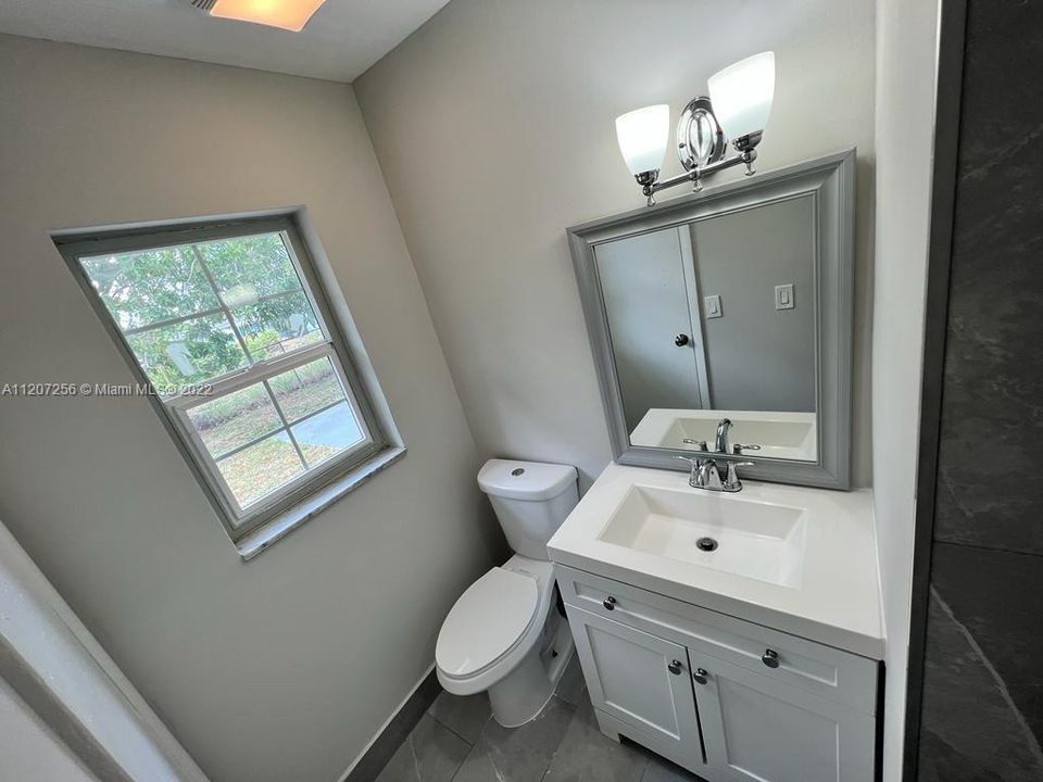 Recently Sold: $449,000 (3 beds, 3 baths, 1730 Square Feet)