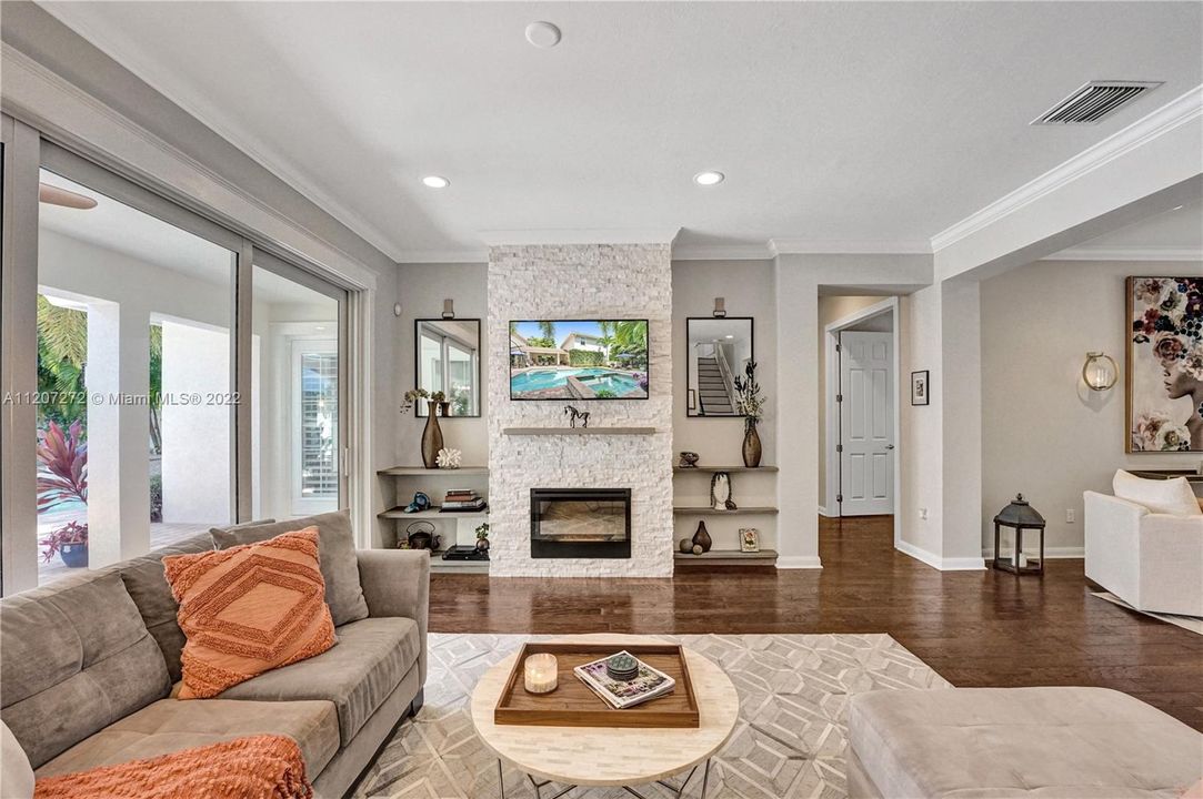 Family Room w/ Decorative Fireplace