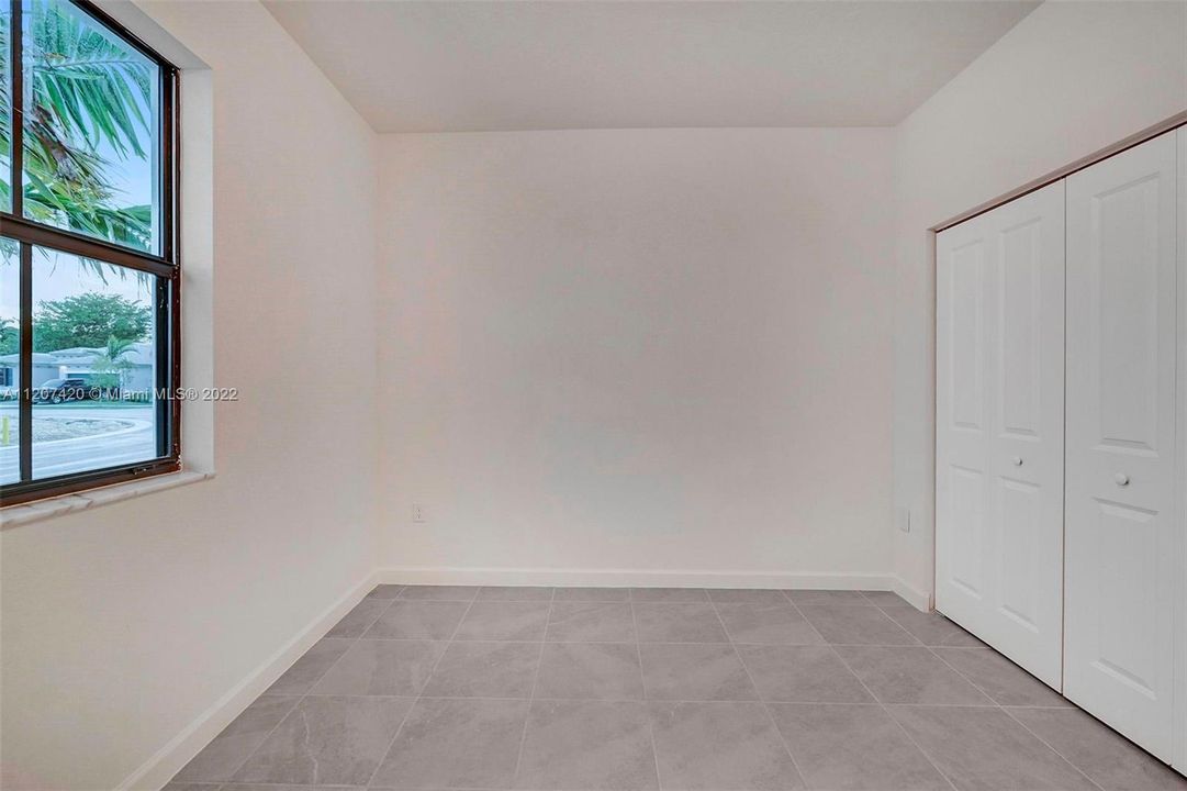 Recientemente alquilado: $4,000 (4 camas, 2 baños, 1833 Pies cuadrados)