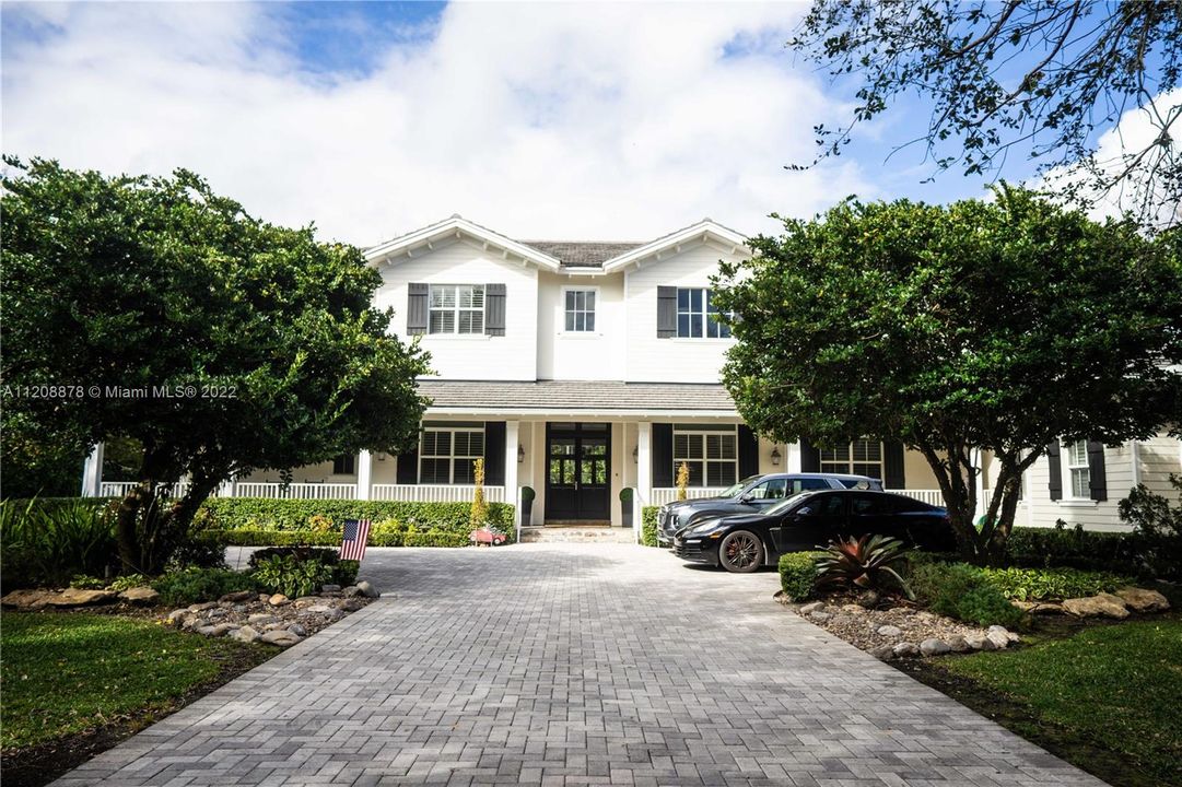 Recently Sold: $4,500,000 (7 beds, 6 baths, 6773 Square Feet)