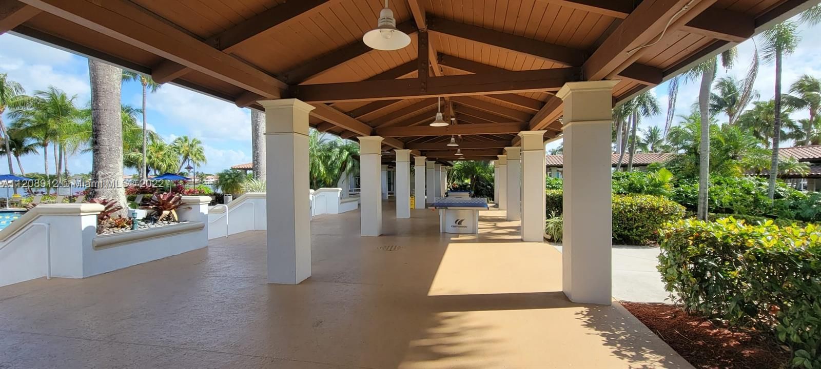 Recientemente alquilado: $6,950 (4 camas, 3 baños, 2401 Pies cuadrados)