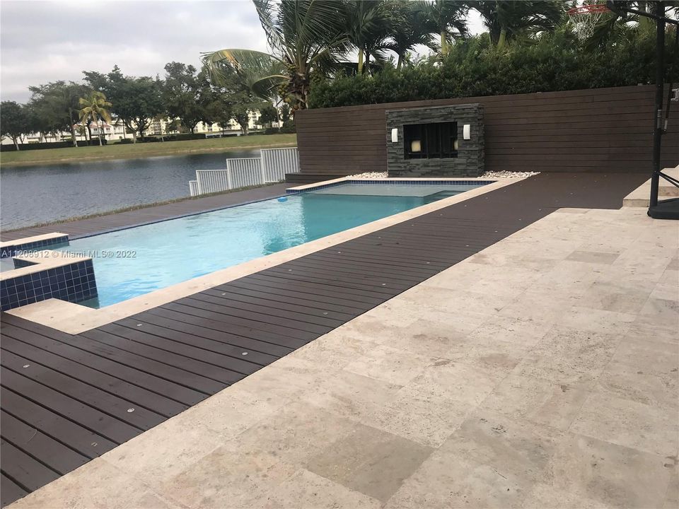 Recientemente alquilado: $6,950 (4 camas, 3 baños, 2401 Pies cuadrados)