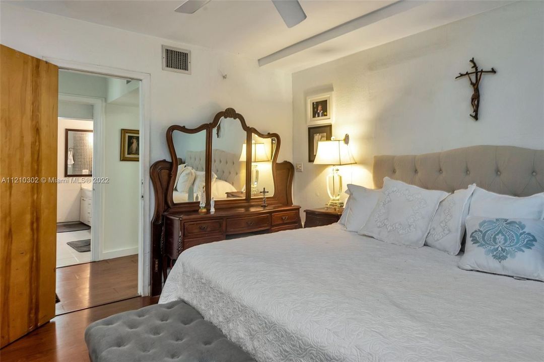 Недавно арендовано: $4,500 (3 спален, 2 ванн, 3450 Квадратных фут)