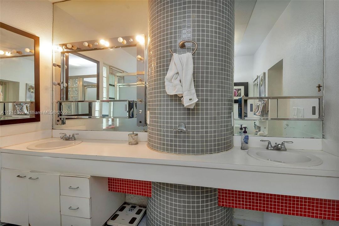 Недавно арендовано: $4,500 (3 спален, 2 ванн, 3450 Квадратных фут)