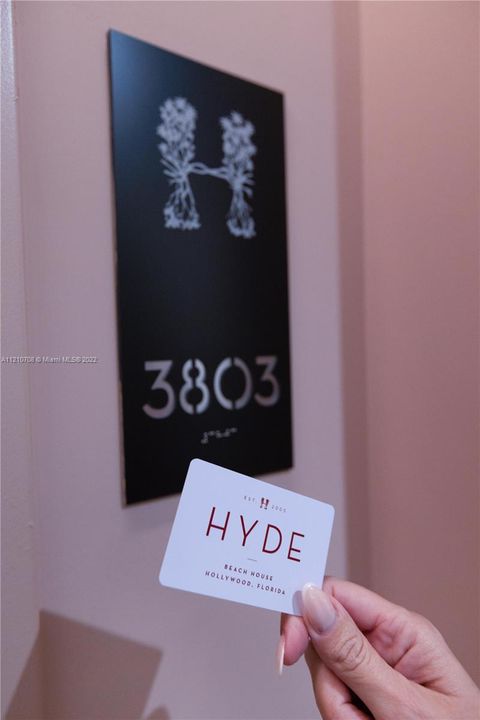 Hotel card access system