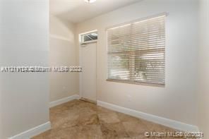 Recently Rented: $2,200 (1 beds, 1 baths, 480 Square Feet)