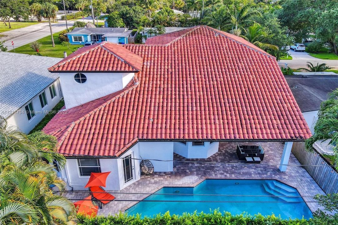 Недавно арендовано: $12,500 (6 спален, 4 ванн, 3669 Квадратных фут)