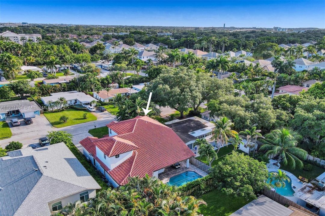 Недавно арендовано: $12,500 (6 спален, 4 ванн, 3669 Квадратных фут)