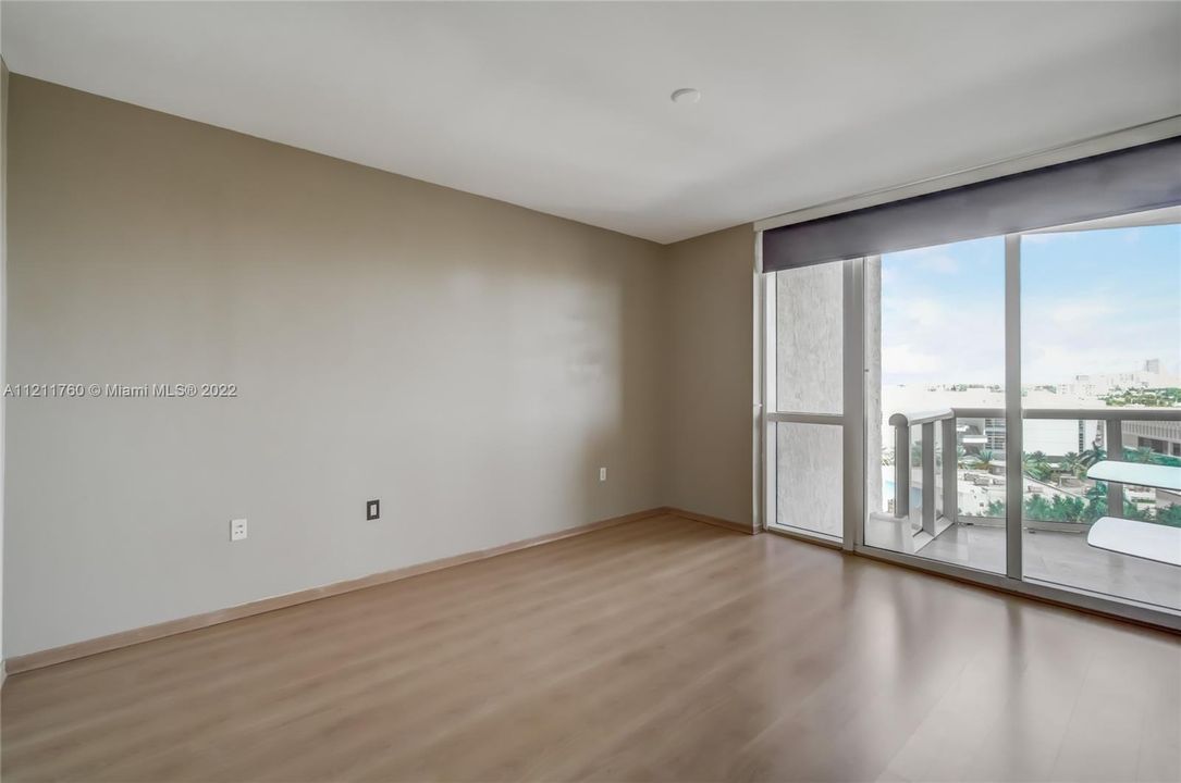 Recently Sold: $1,200,000 (2 beds, 2 baths, 1400 Square Feet)