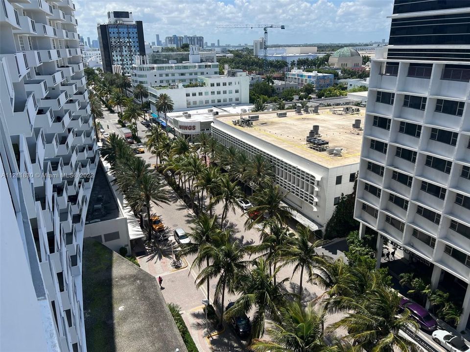 view from balcony of Lincoln Road