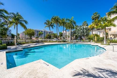 Recently Sold: $1,990,000 (3 beds, 3 baths, 1830 Square Feet)