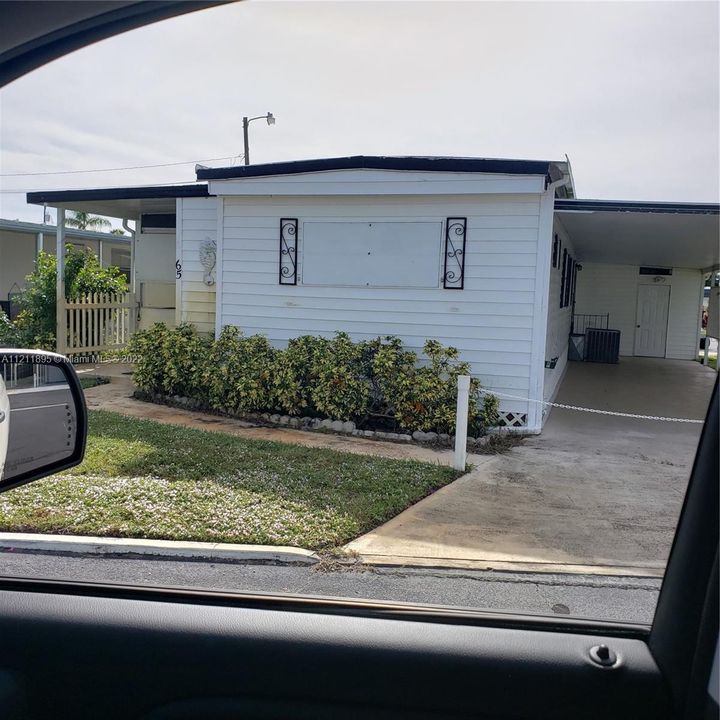 Recently Sold: $118,000 (2 beds, 1 baths, 840 Square Feet)