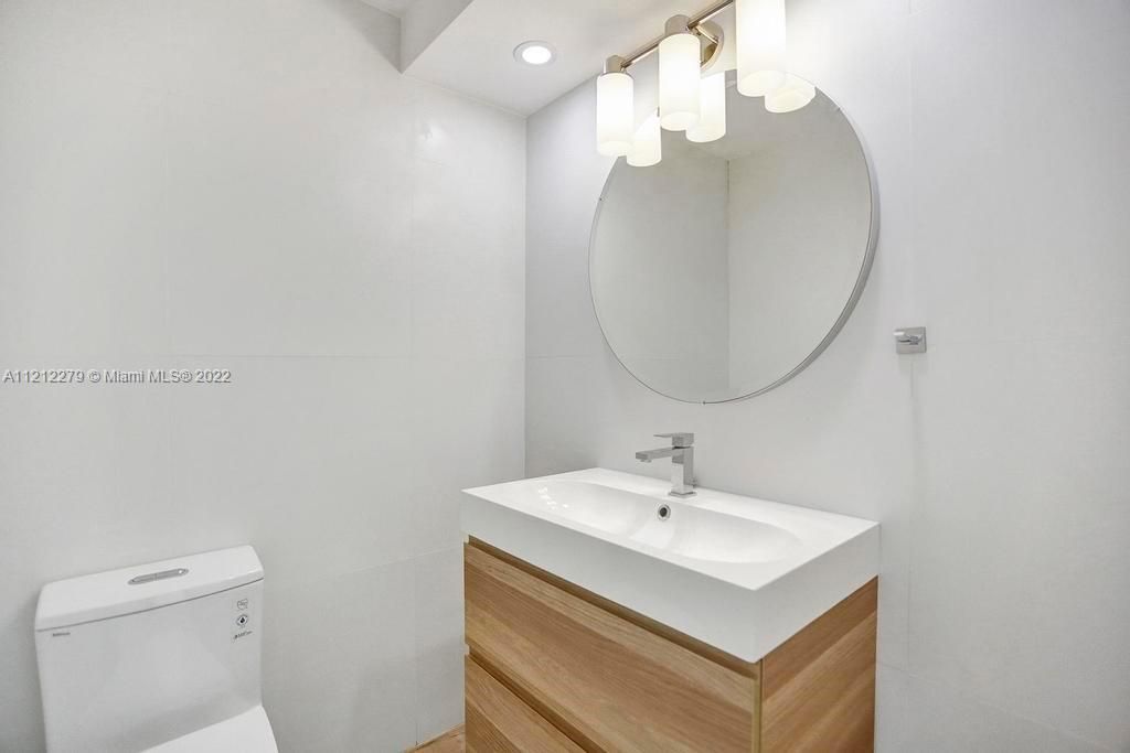 最近租的: $5,500 (3 贝兹, 2 浴室, 1950 平方英尺)