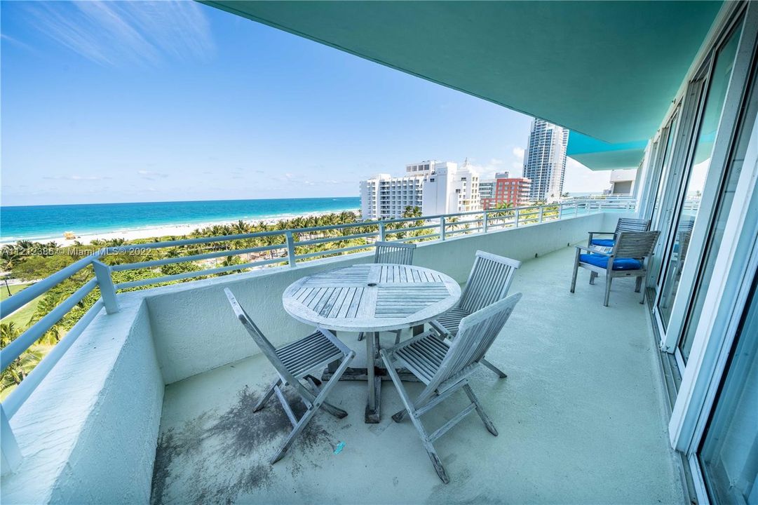 The long balcony, with un-surpassed views of South Beach, has room for al fresco dining and lounging.