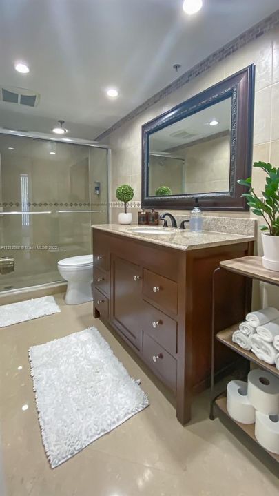 最近售出: $625,000 (3 贝兹, 2 浴室, 1682 平方英尺)