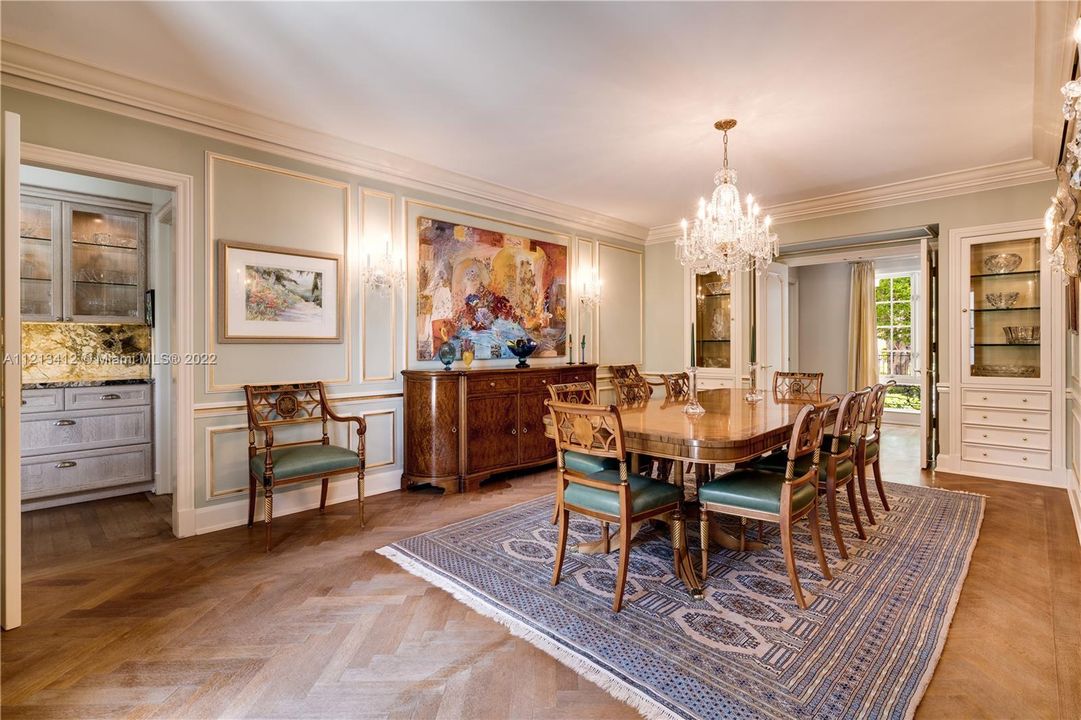 Formal dining room